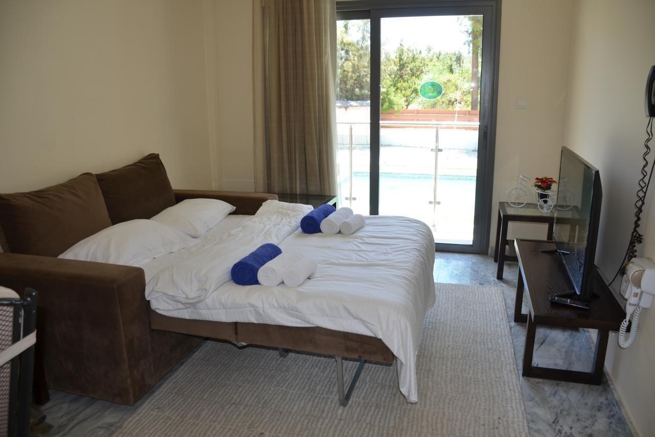 Latchi Escape Hotel And Suites Polis Екстер'єр фото