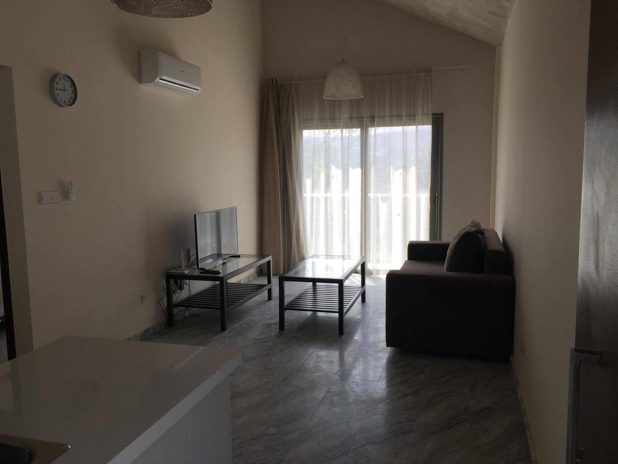 Latchi Escape Hotel And Suites Polis Екстер'єр фото