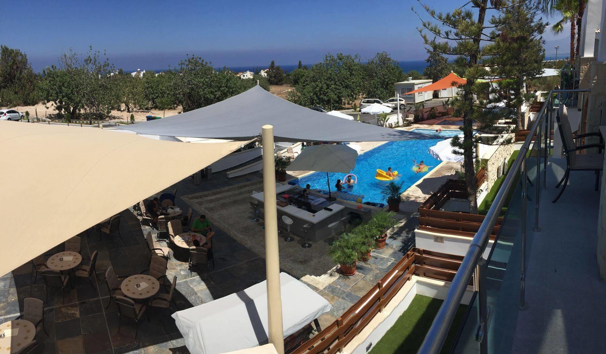 Latchi Escape Hotel And Suites Polis Екстер'єр фото