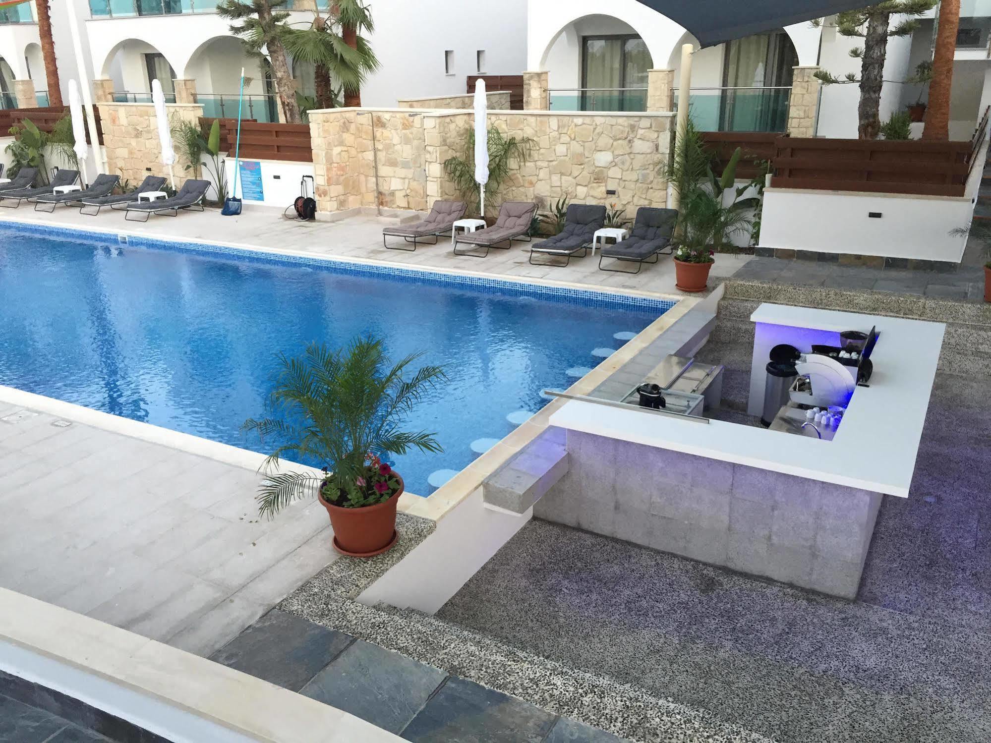 Latchi Escape Hotel And Suites Polis Екстер'єр фото