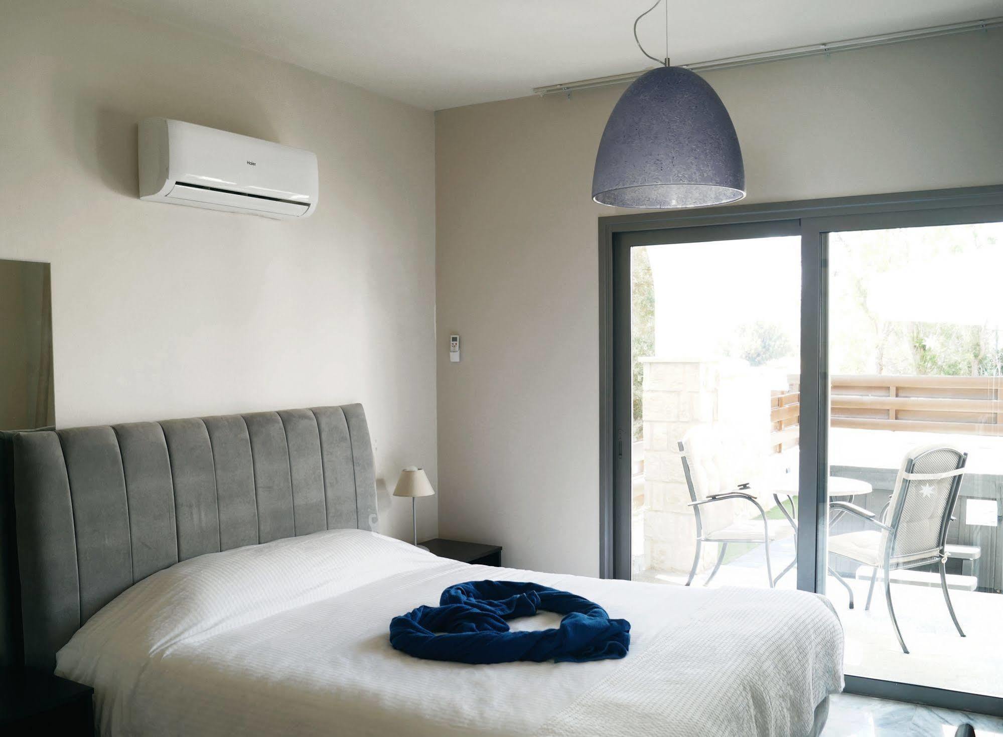 Latchi Escape Hotel And Suites Polis Екстер'єр фото