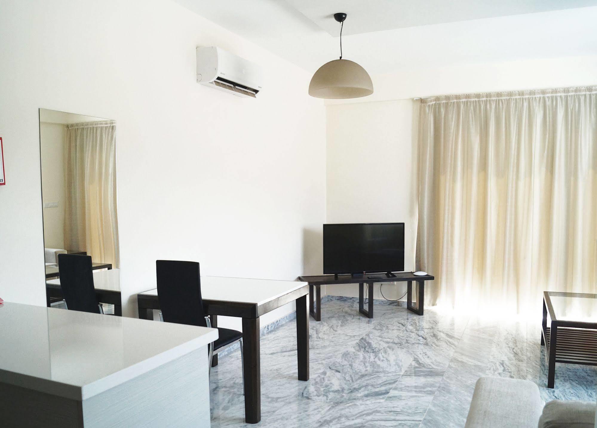 Latchi Escape Hotel And Suites Polis Екстер'єр фото